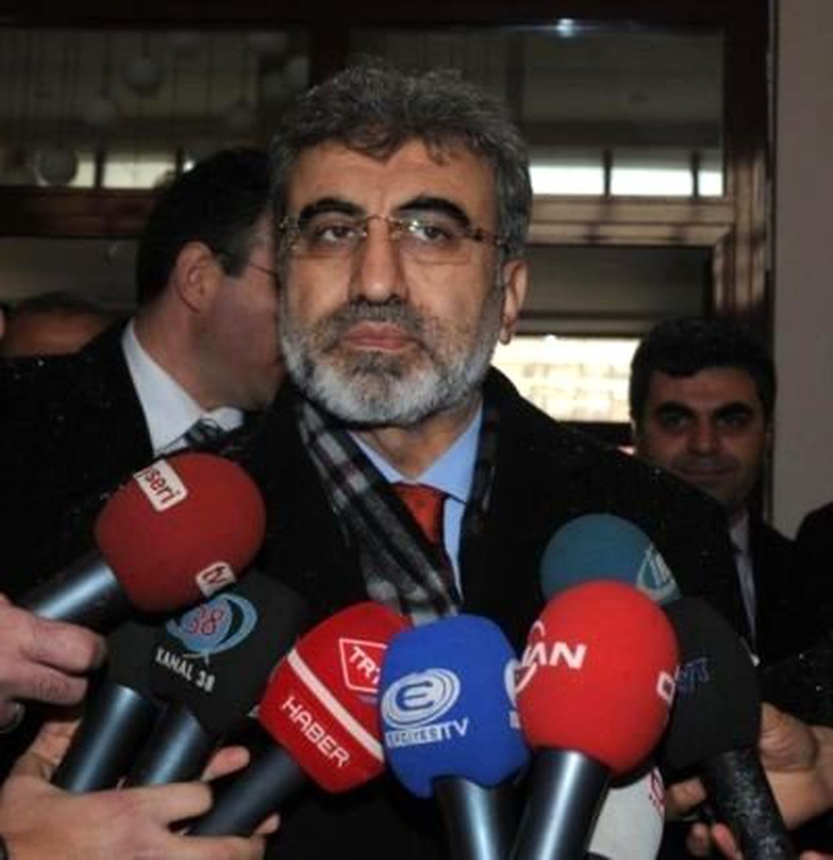 Bakan Yıldız\'dan Kaçak Elektrik Açıklaması