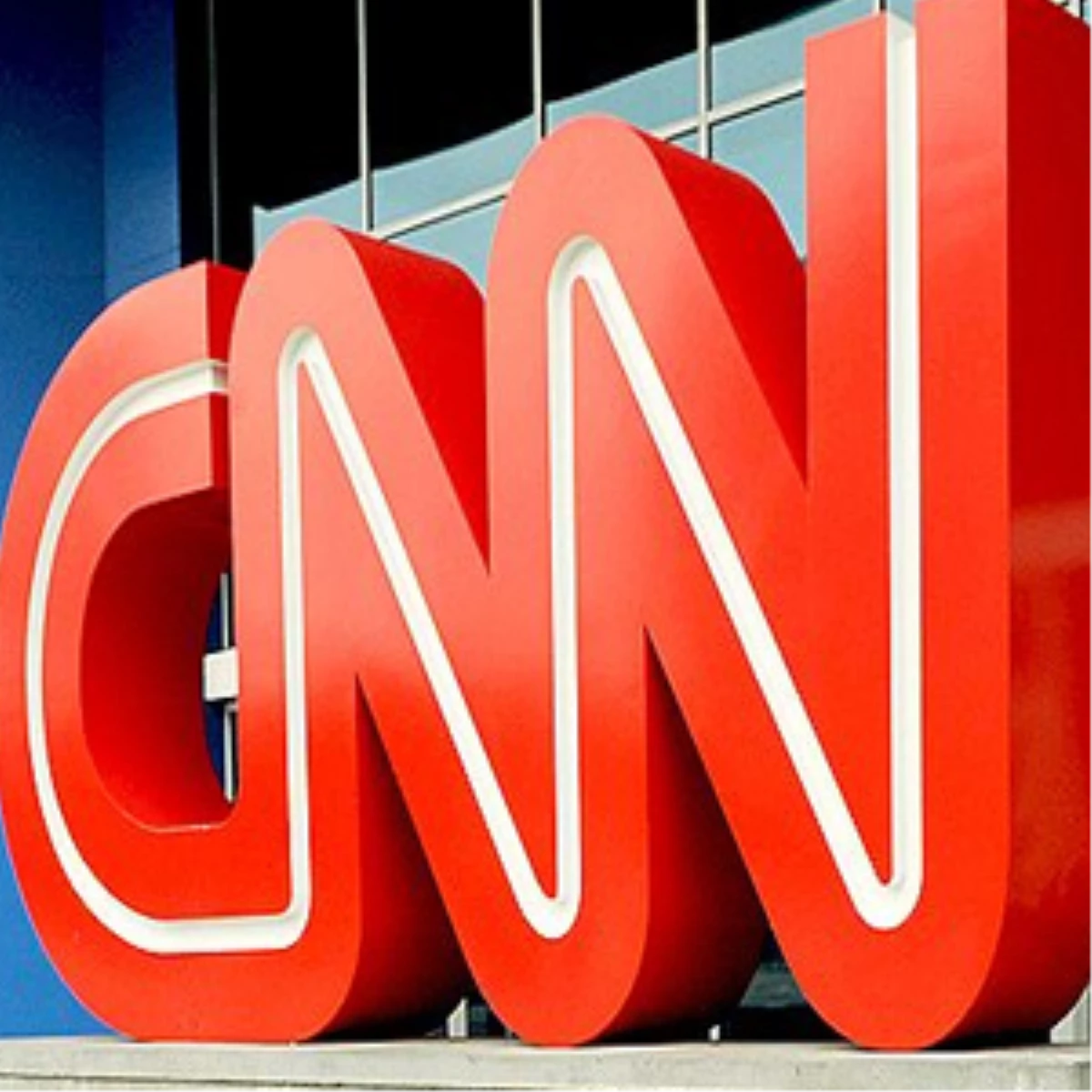 CNN\'de \'Sahte Haber\' Skandalı