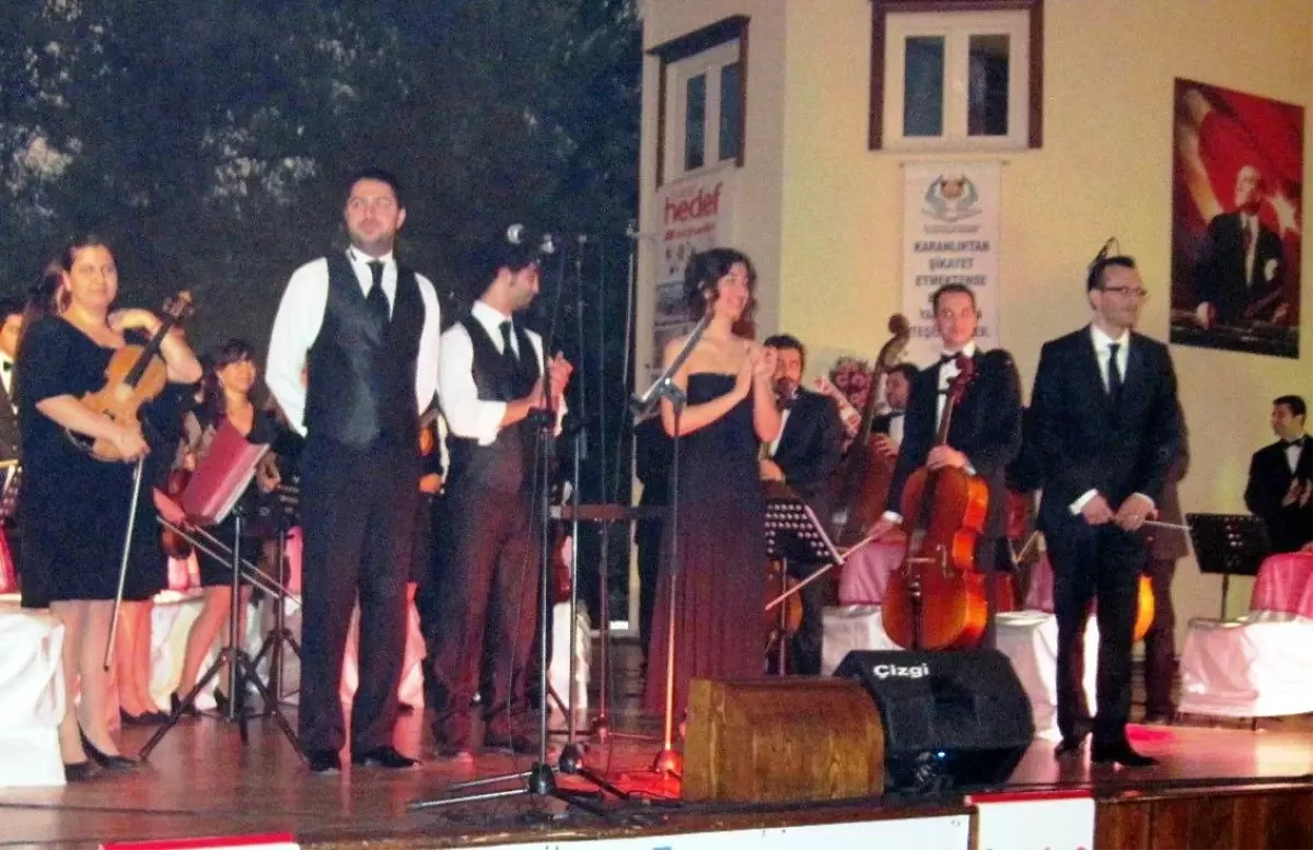 Edremit\'te "Tıbbiyeli Bestekârlar Konseri"