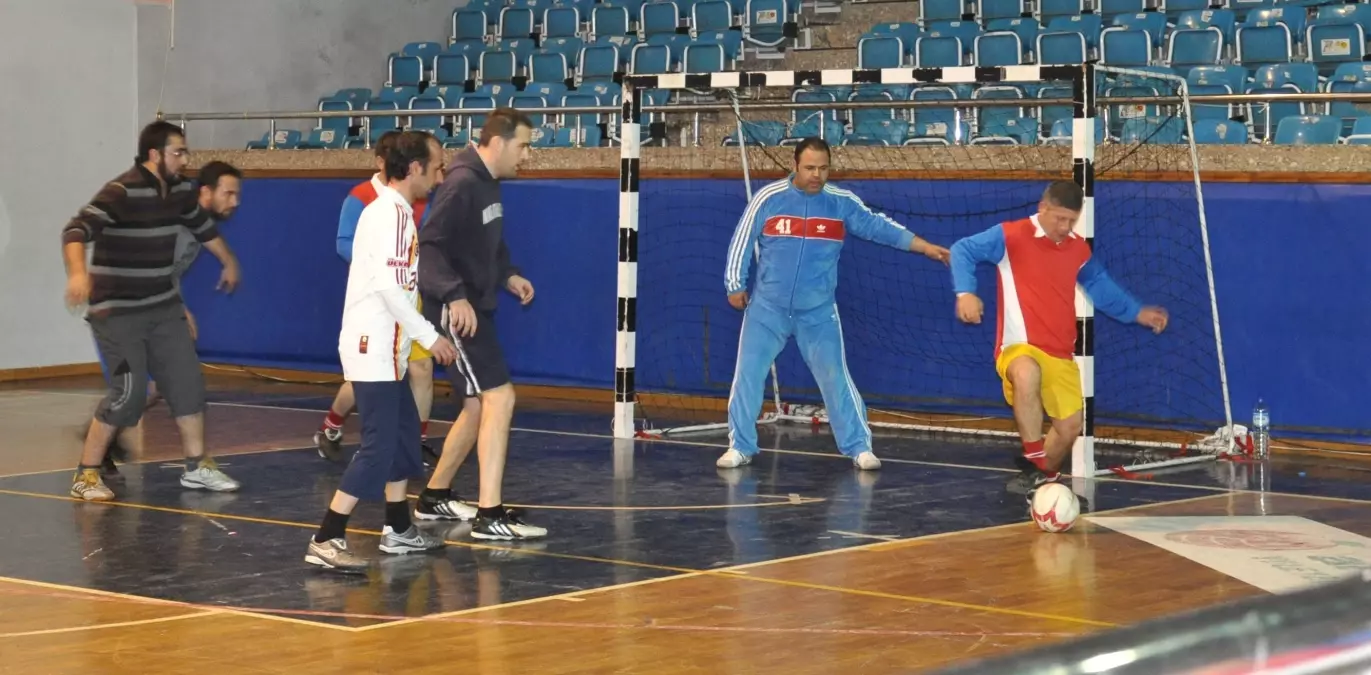 Futsal, Basın ve Müdürlüğü Birleştirdi