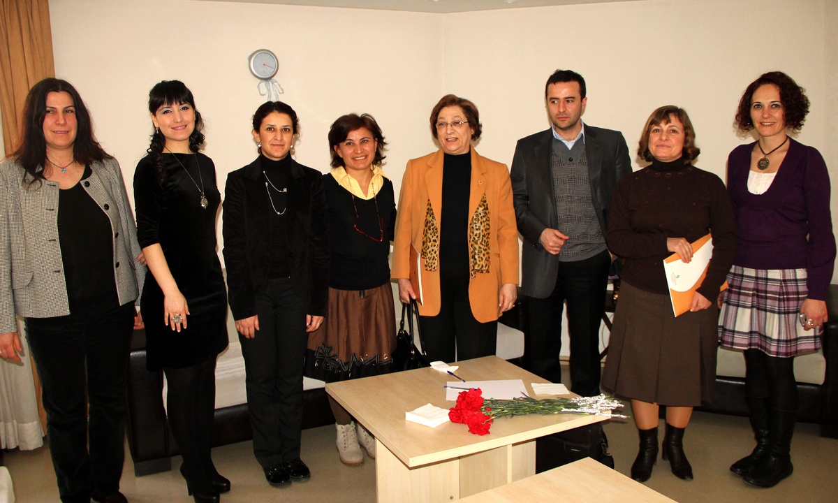 İnsan Hakları Kurulu\'ndan Kadın Sığınma Evi\'ne Ziyaret