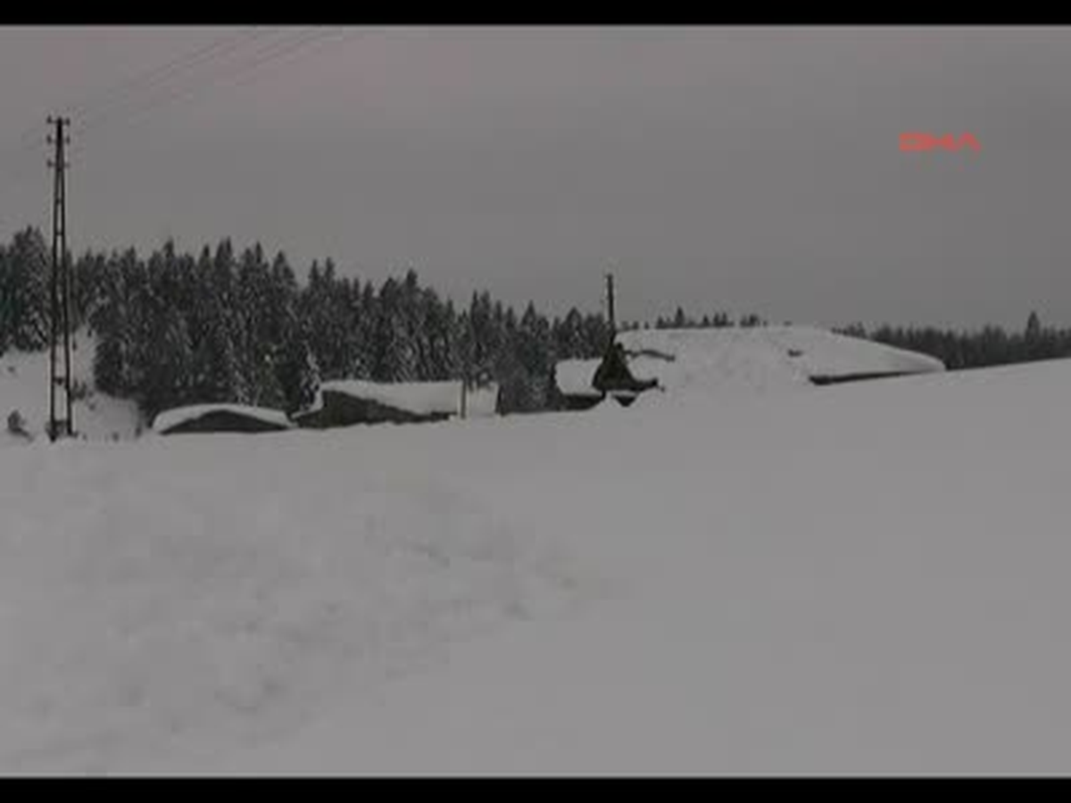 Kastamonu Ağlı\'da Doğu\'yu Aratmayan Kar Görüntüleri
