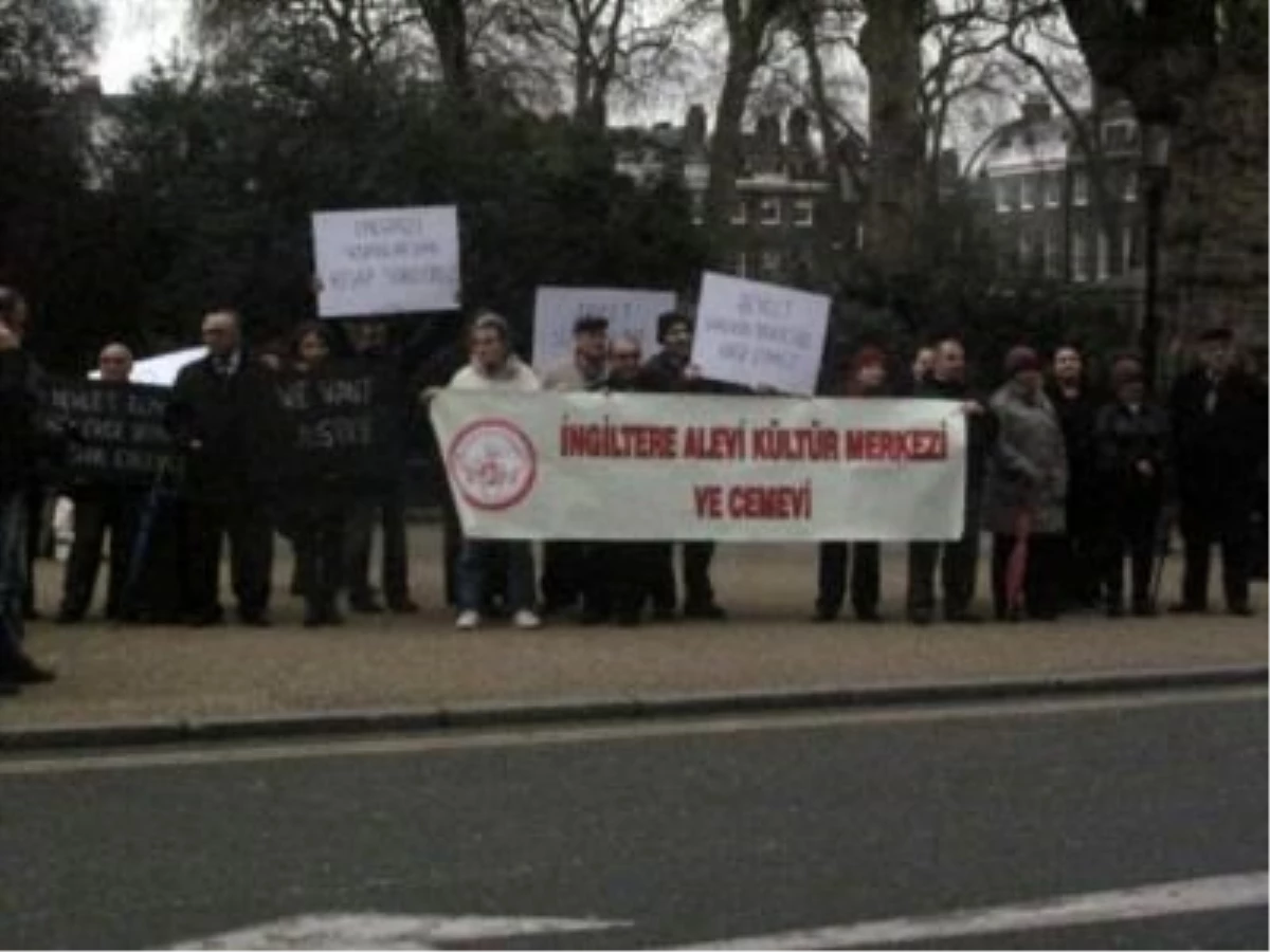 Kthy Mağdurlarından Londra\'da Protesto Gösterisi
