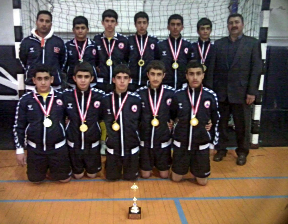 Petrol Gençlikspor Şampiyon Oldu