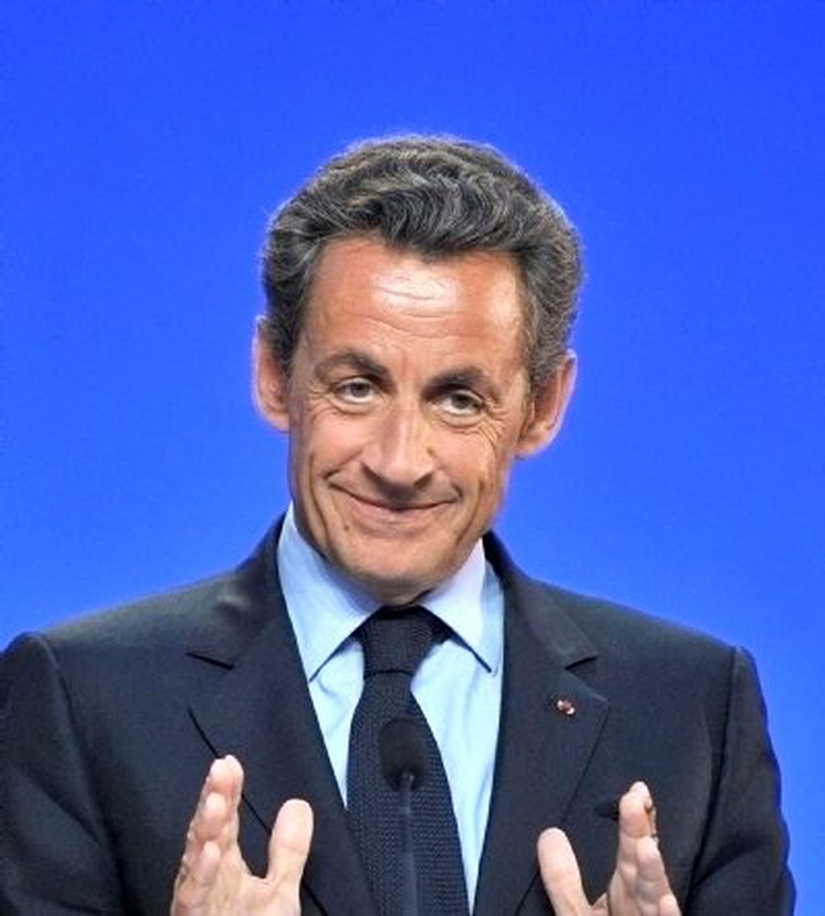 Sarkozy Cezayir Katliamını Savundu
