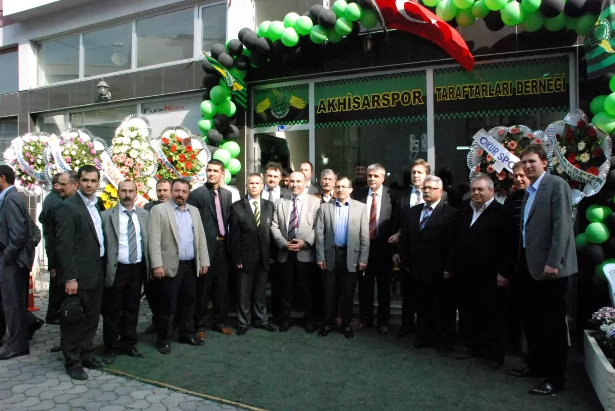 Akhisarspor Taraftarları Derneği Lokali Açıldı