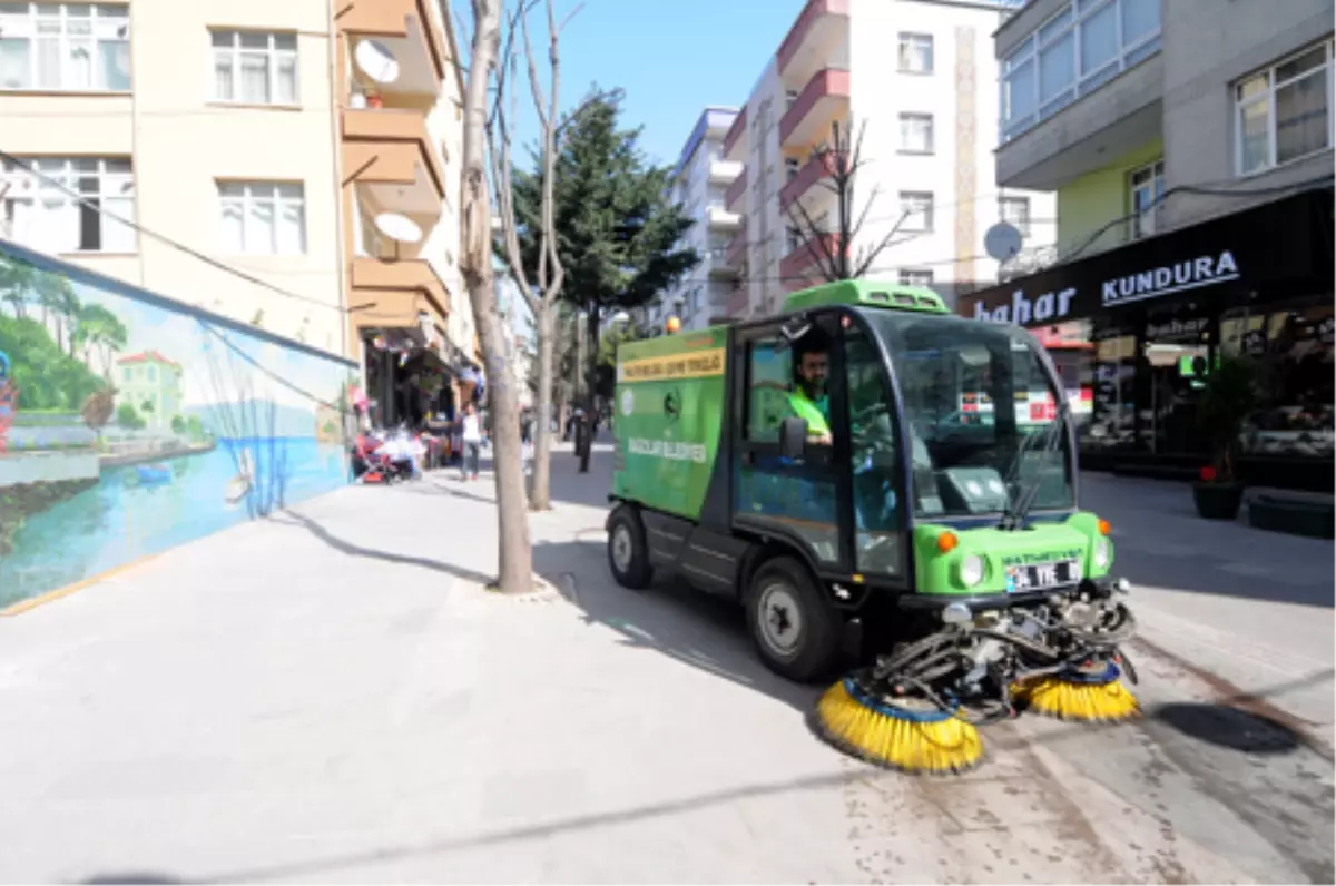 Bağcılar\'da Bahar Temizliği Başladı