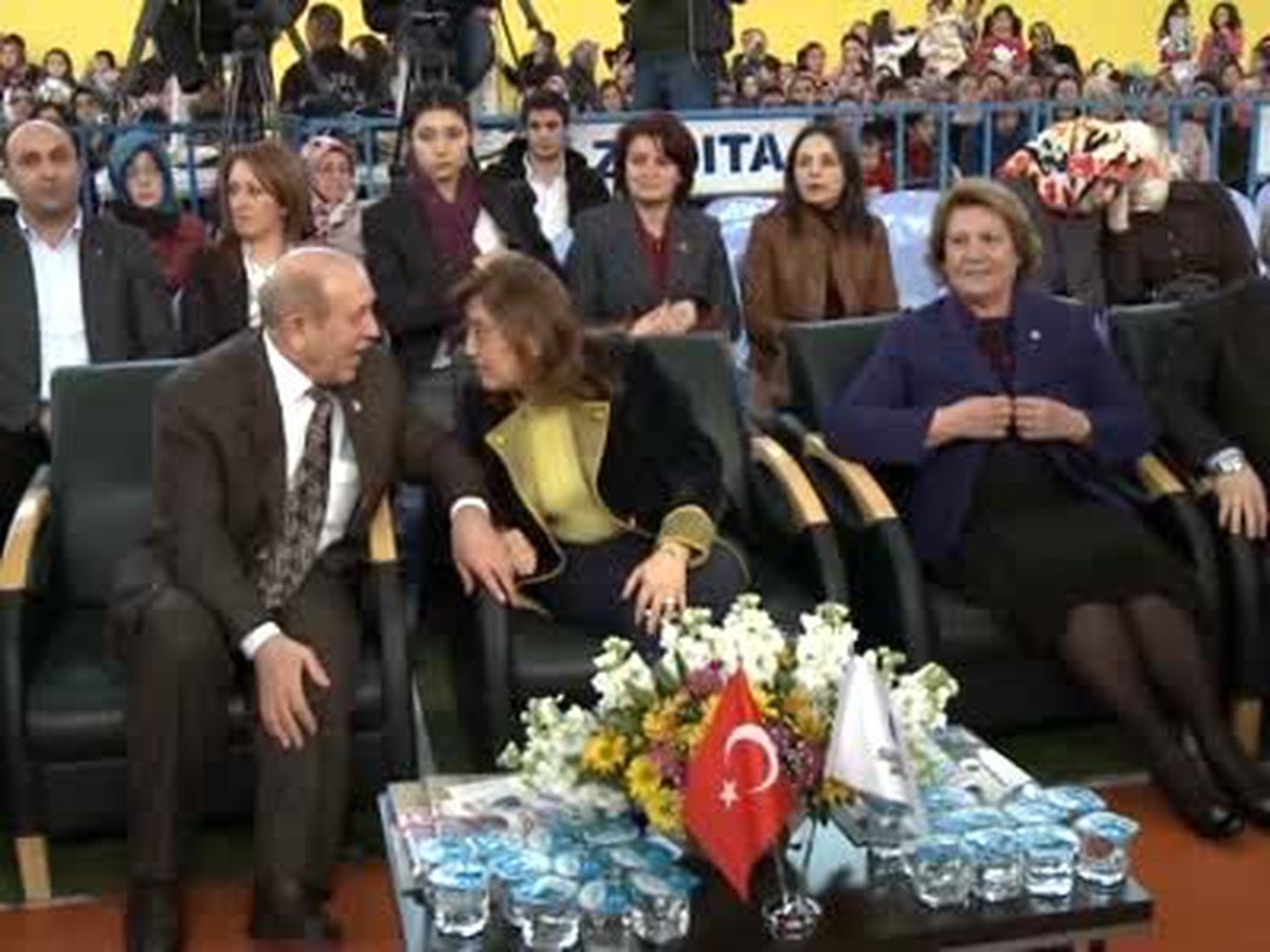 Bakan Fatma Şahin, Aile İçi İletişim Semineri Sertifika Töreni Katıldı