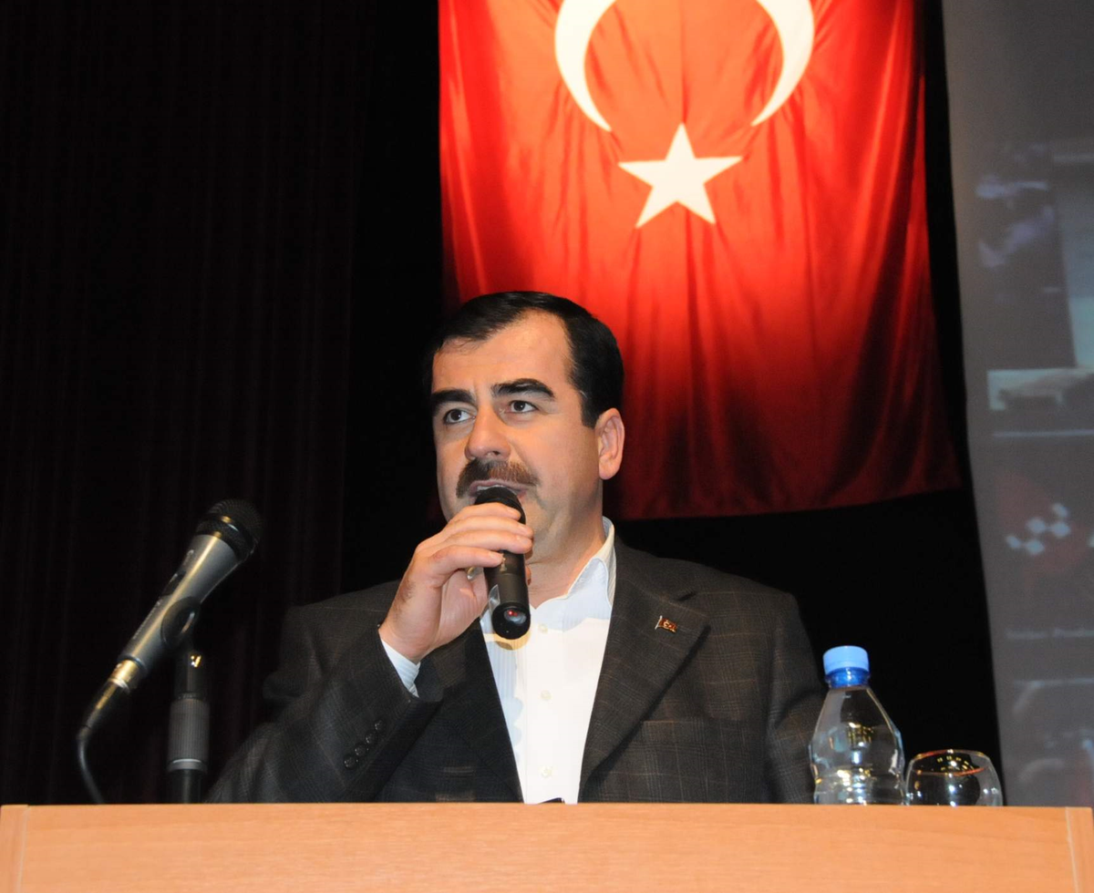 Erdem; "Akif\'in Heyecanının Hissedilmesini Sağlamalıyız"