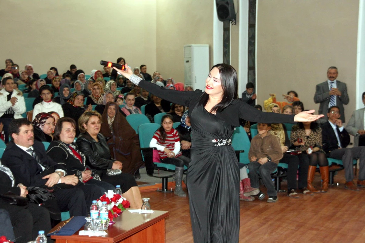 Erzincan Belediyesi\'nden Kadınlara Özel Kutlama Programı