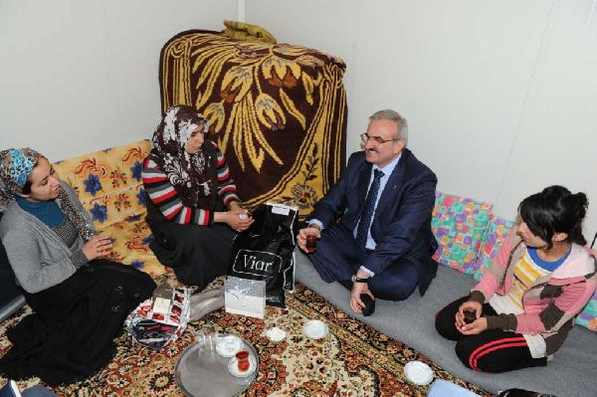 Haziran\'da Depremzede 100 Çiftin Düğünü Var