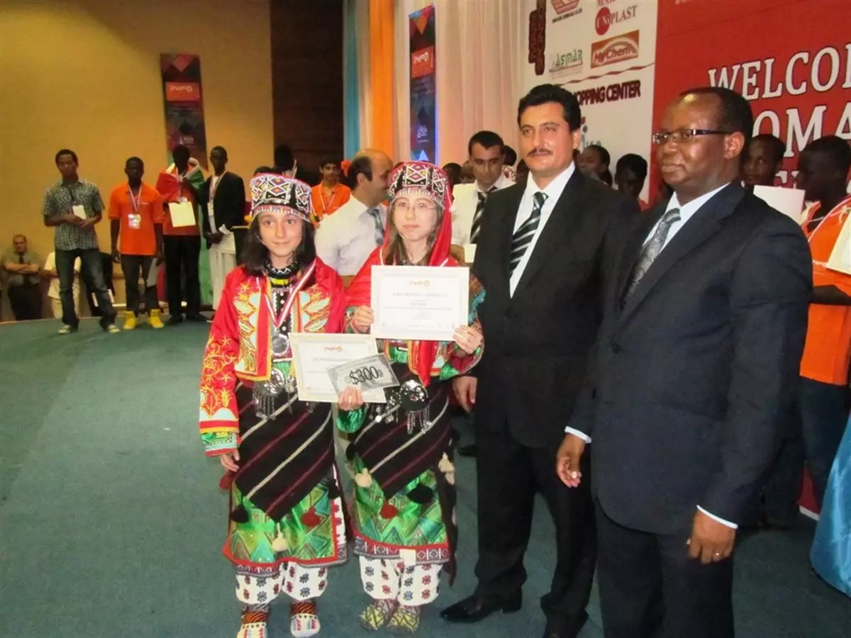 Nilüfer Safvet Koleji, Bilgisayar Olimpiyatlarında Dünya İkincisi Oldu