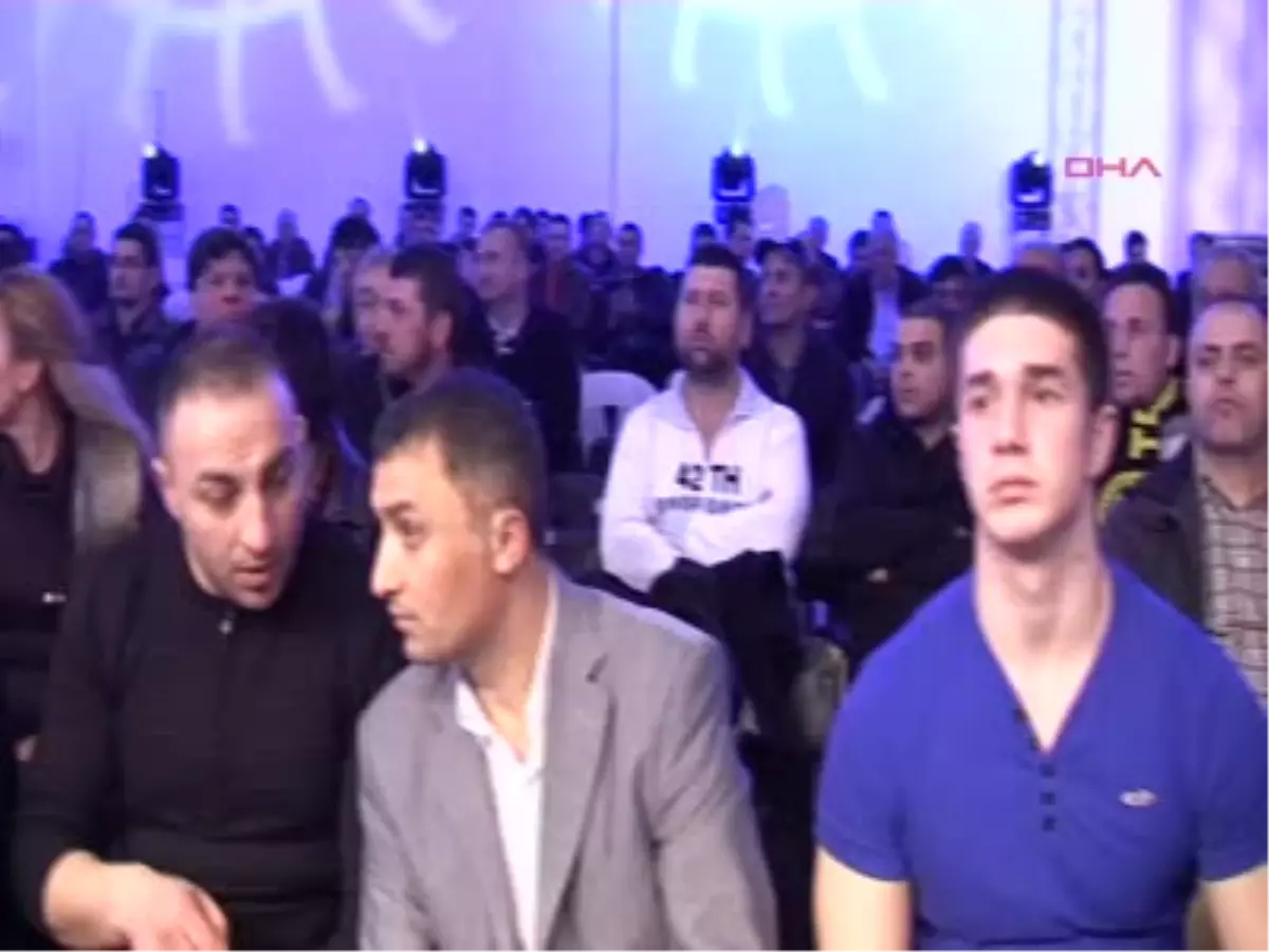 Tekirdağ\'da Boks Gecesi Düzenlendi