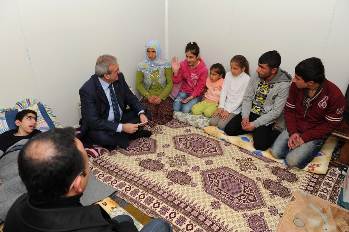 Vali Karaloğlu\'nun Konteynır Ziyareti