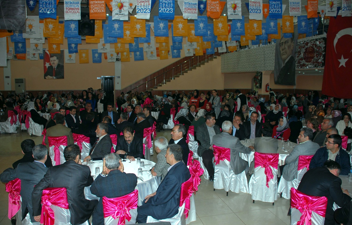 AK Parti Adıyaman Kadın Kolları Bir Araya Geldi