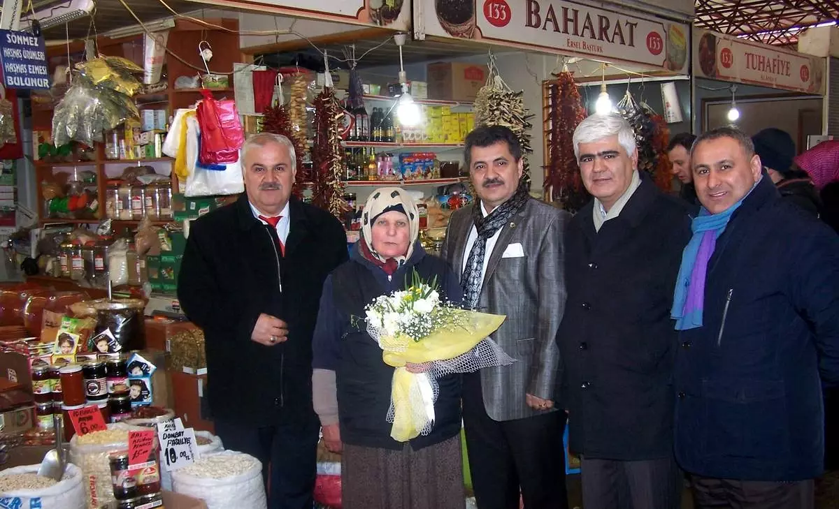 Eesob Başkanı Ekrem Birsen ve Yönetim Kurulu Üyeleri 40 Yıllık Esnafı Ziyaret Ettiler