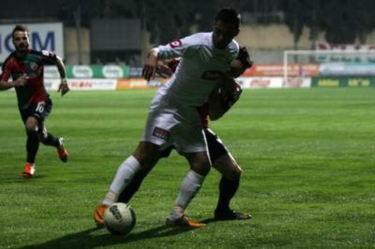 Karşıyaka Evinde Mağlup