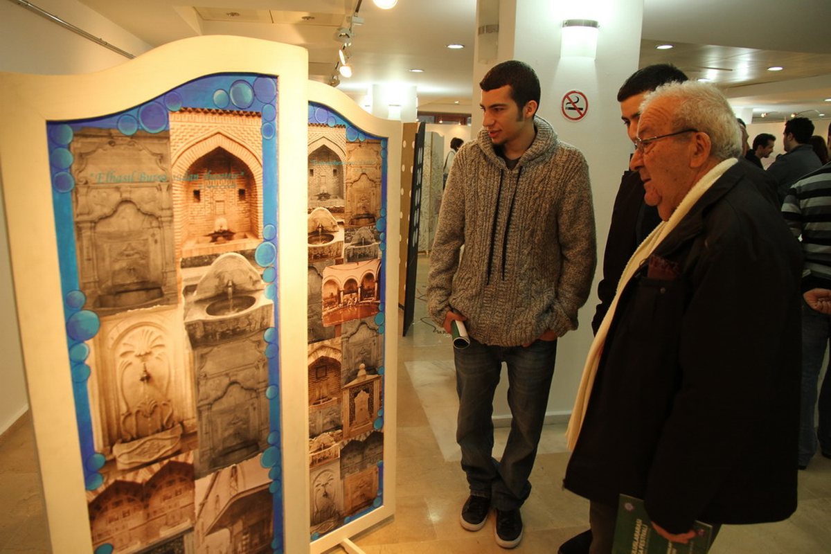 Paravanlar Sergisi, İzmirli Sanatseverle Buluştu