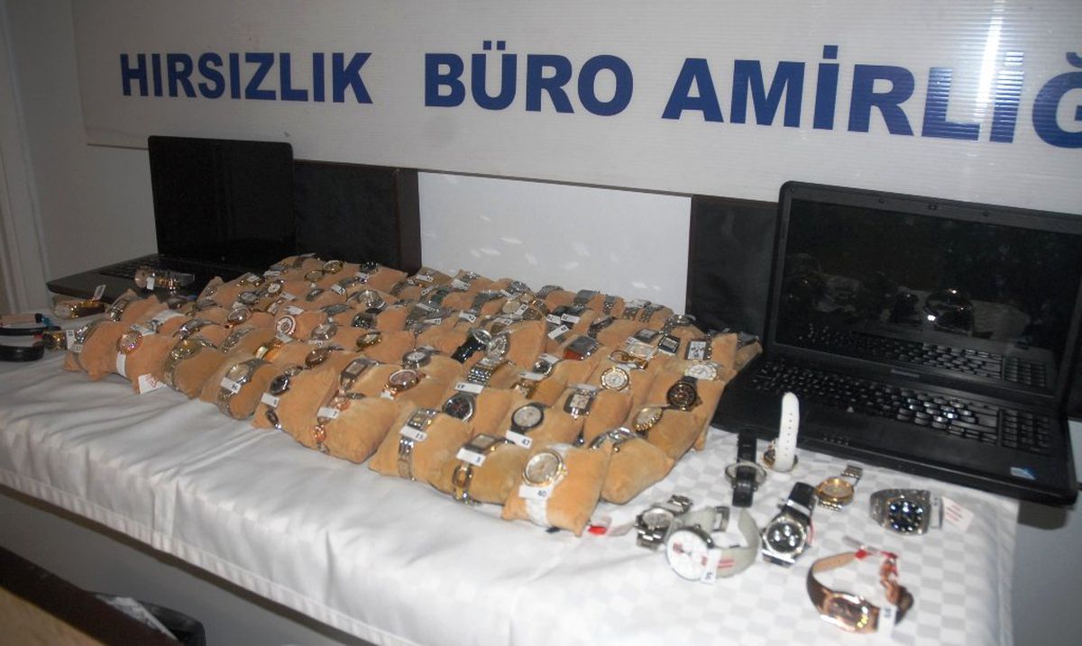 20 Bin Dolarlık Saatler Bulundu