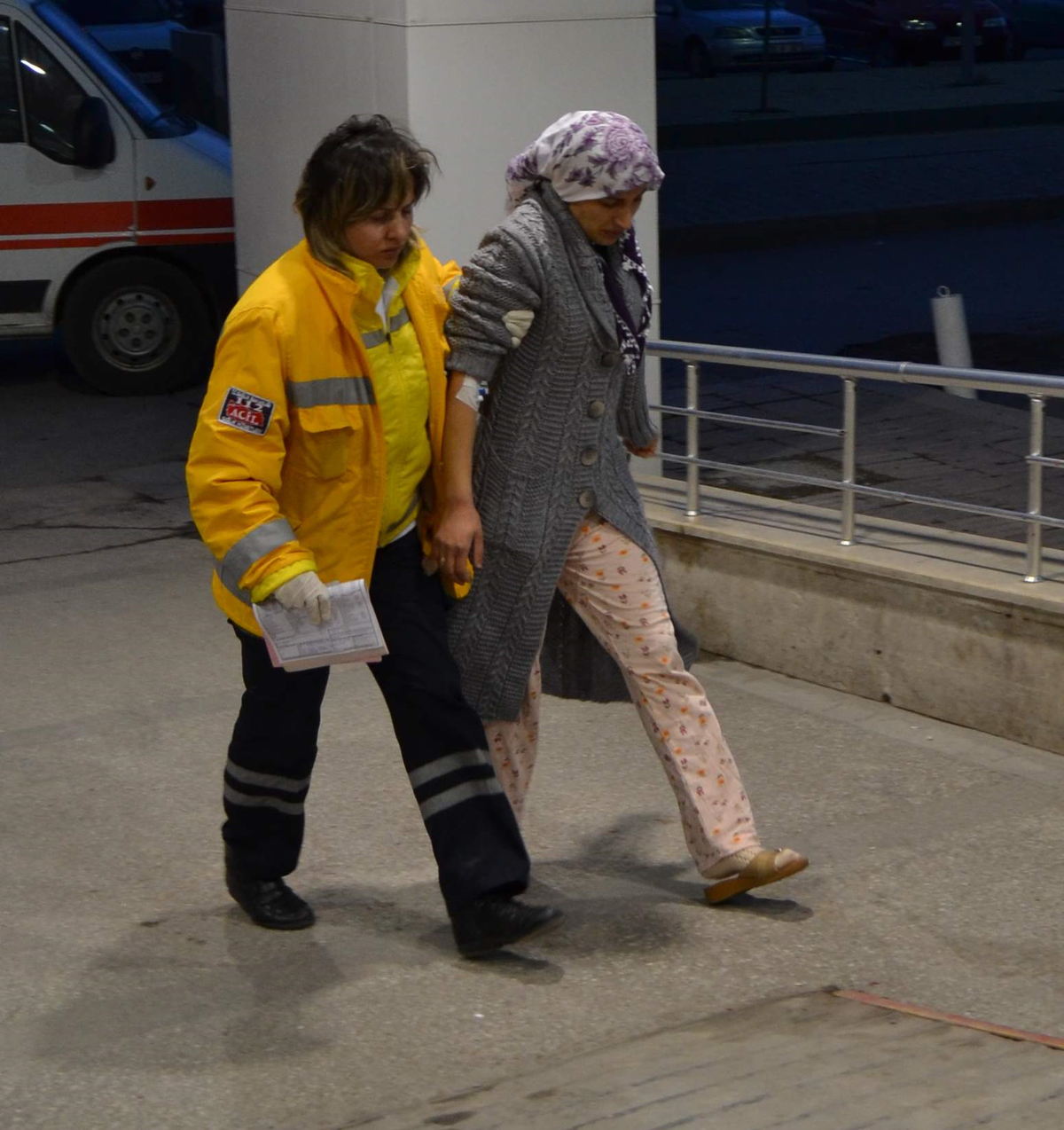 6 Kişi Sobadan Sızan Gazdan Zehirlendi