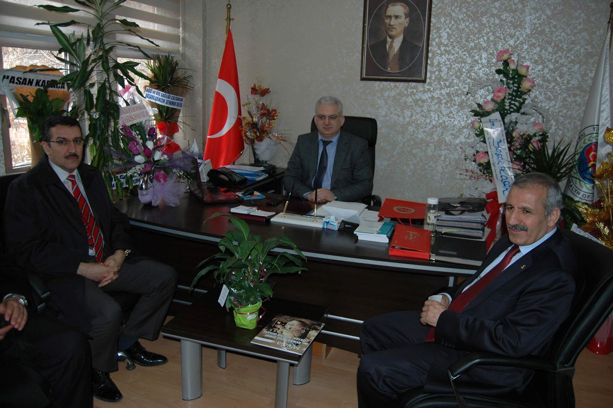 AK Parti\'den Sağlık Müdürü Umay\'a Ziyaret