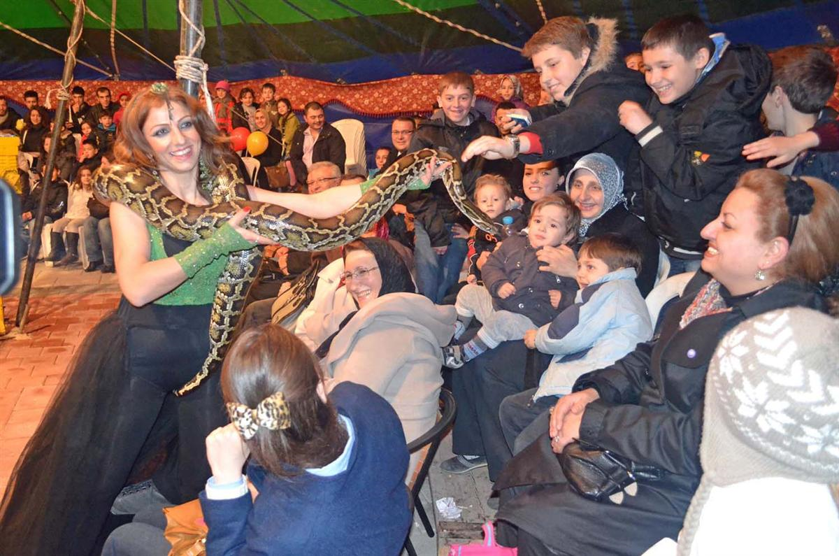 Çocukların Piton Heyecanı