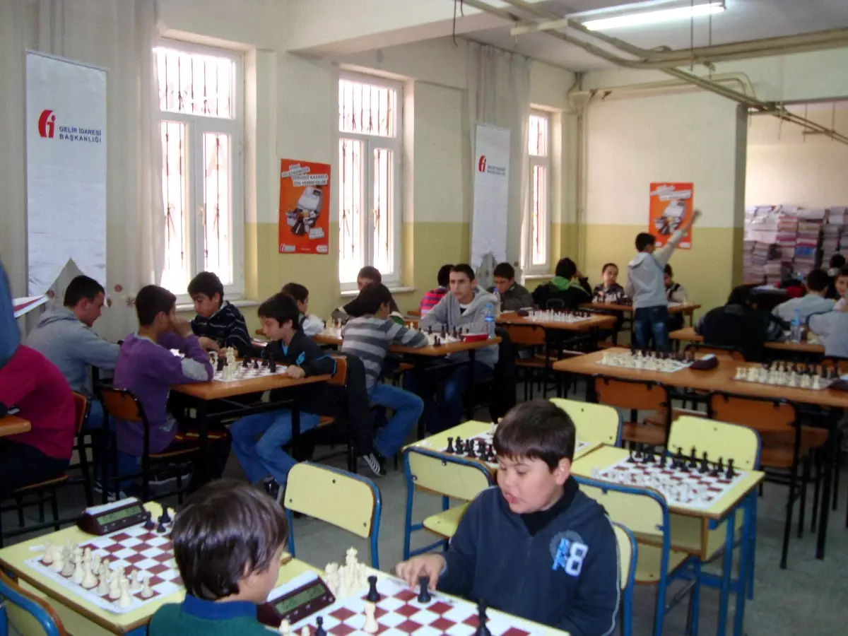 Dereceye Giren Öğrenciler Ödüllendirildi