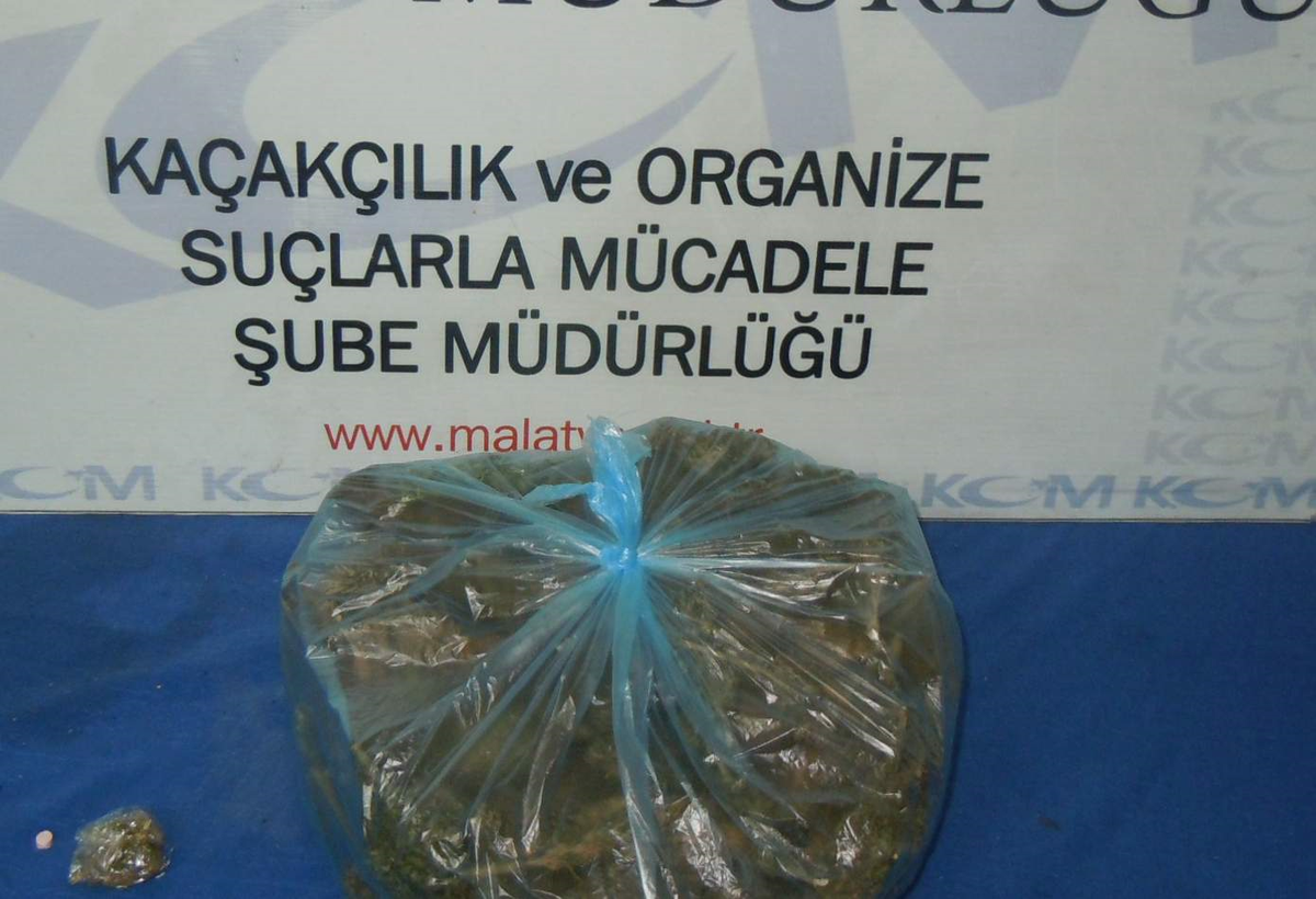 Esrar Suçundan 2 Kişi Gözaltına Alındı