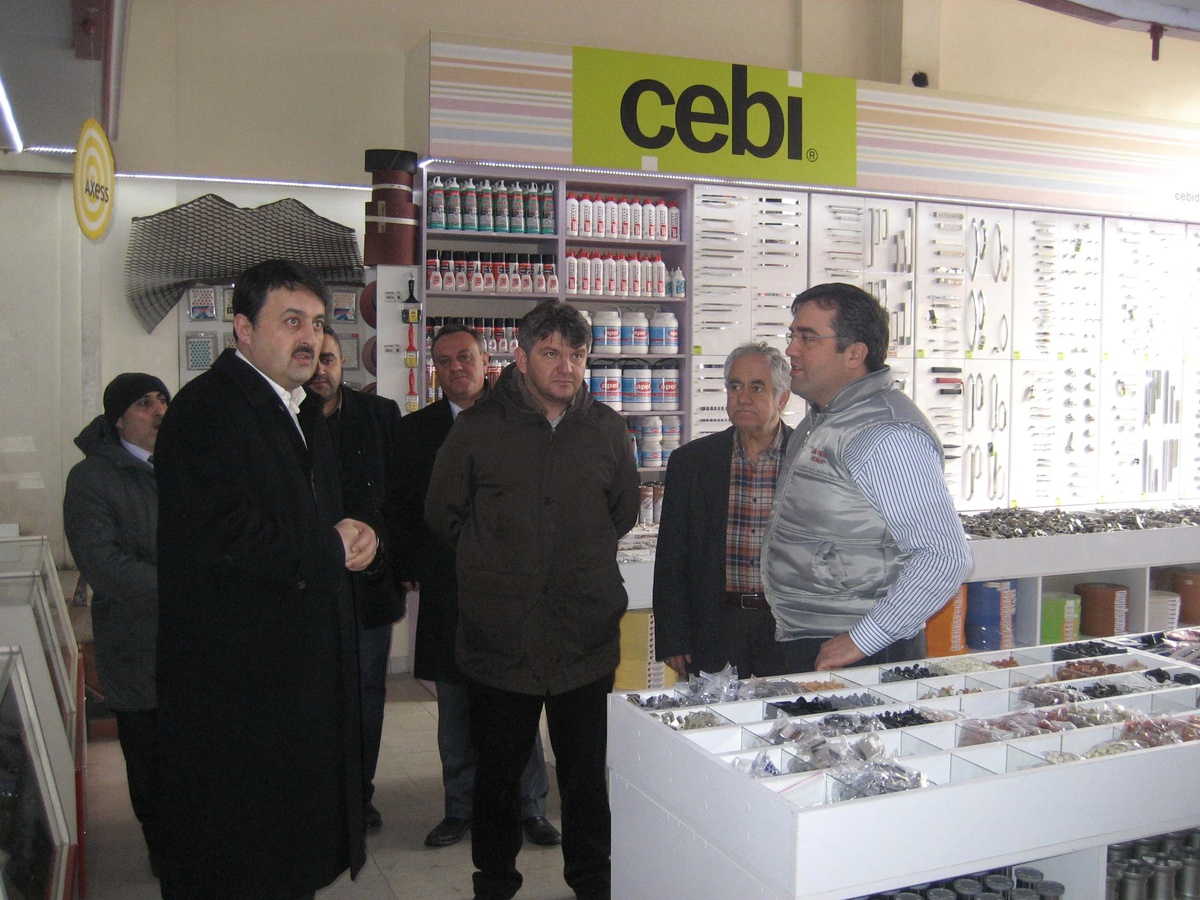 Gülşen\'den Sanayi Esnaflarına Ziyaret