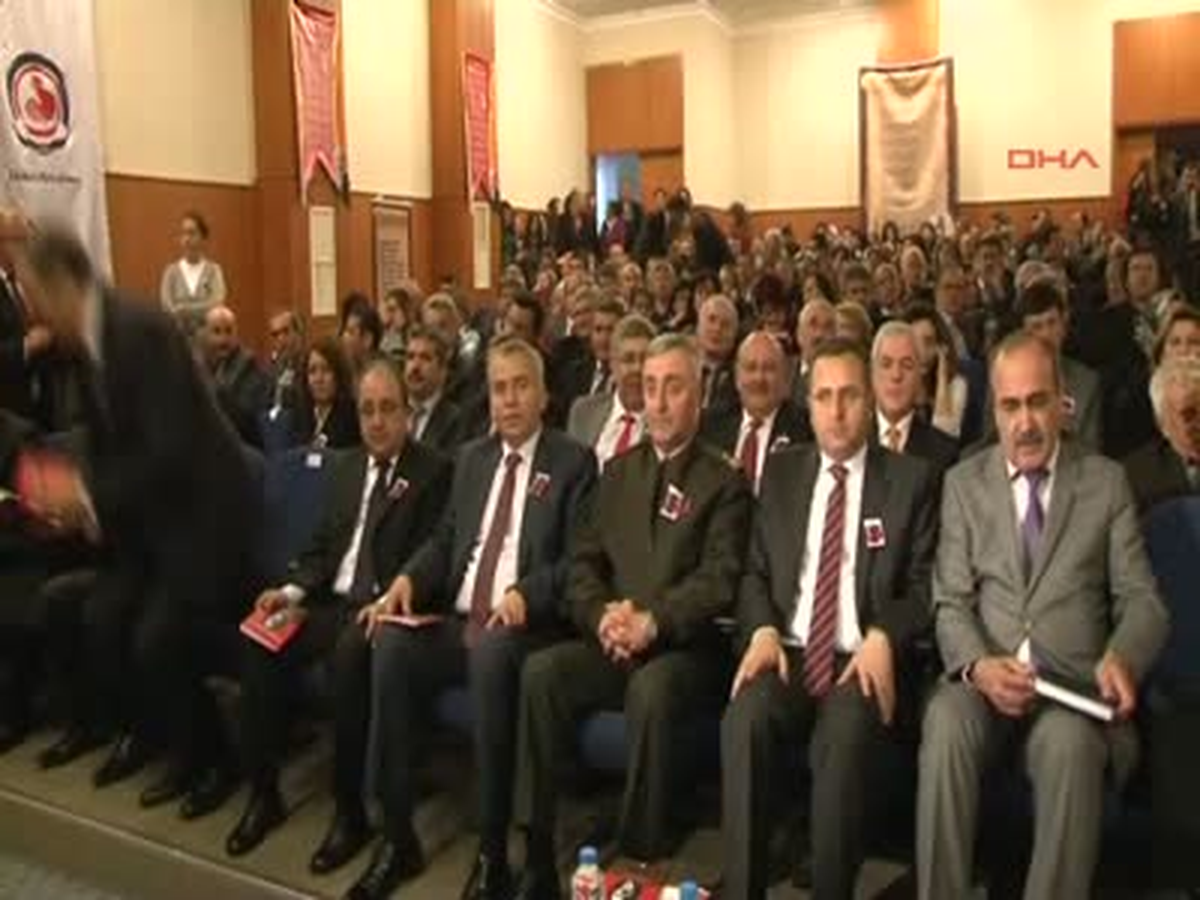 İşaret Diliyle İstiklal Marşı Okudular