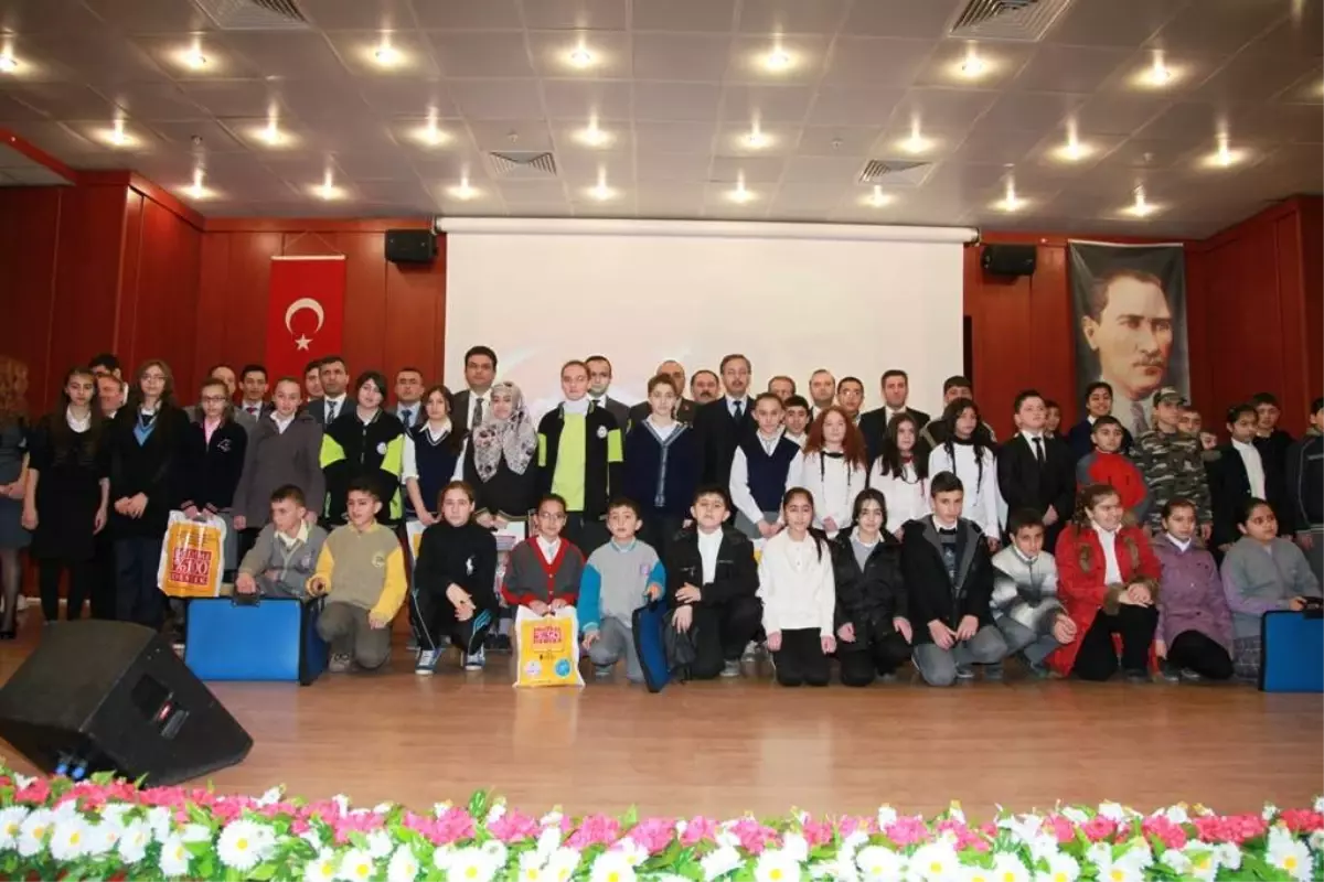 İstiklal Marşı'nın Kabulü Çayırova'da Kutlandı