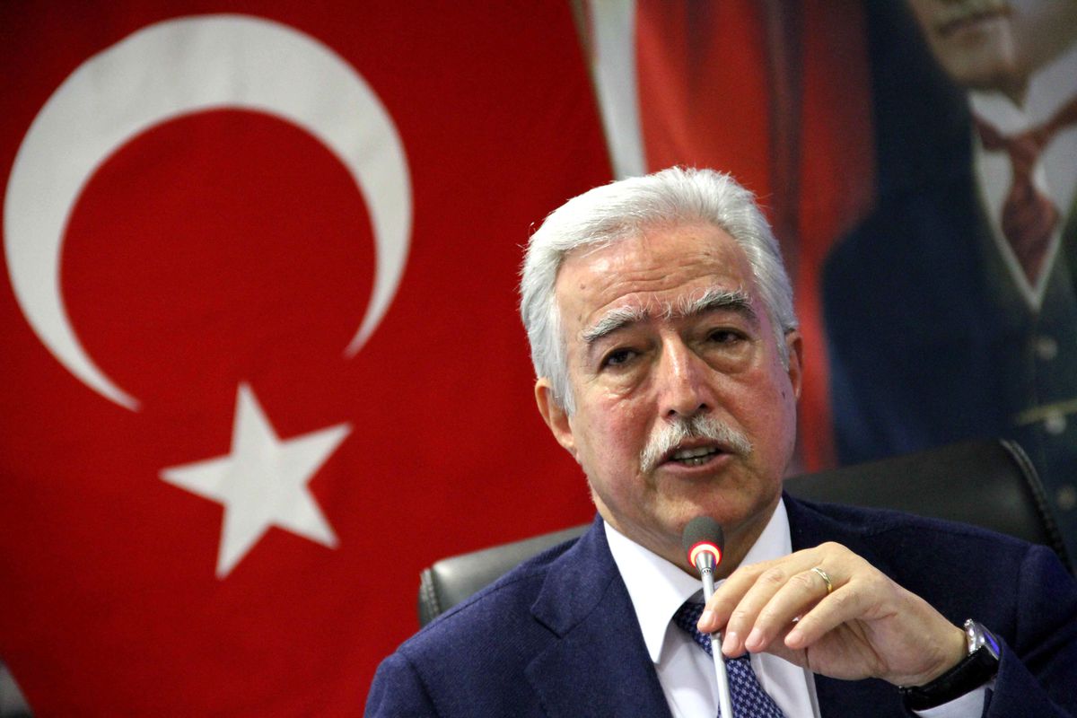 Karataş\'ın Büyükşehir\'e Bağlanması Talebi