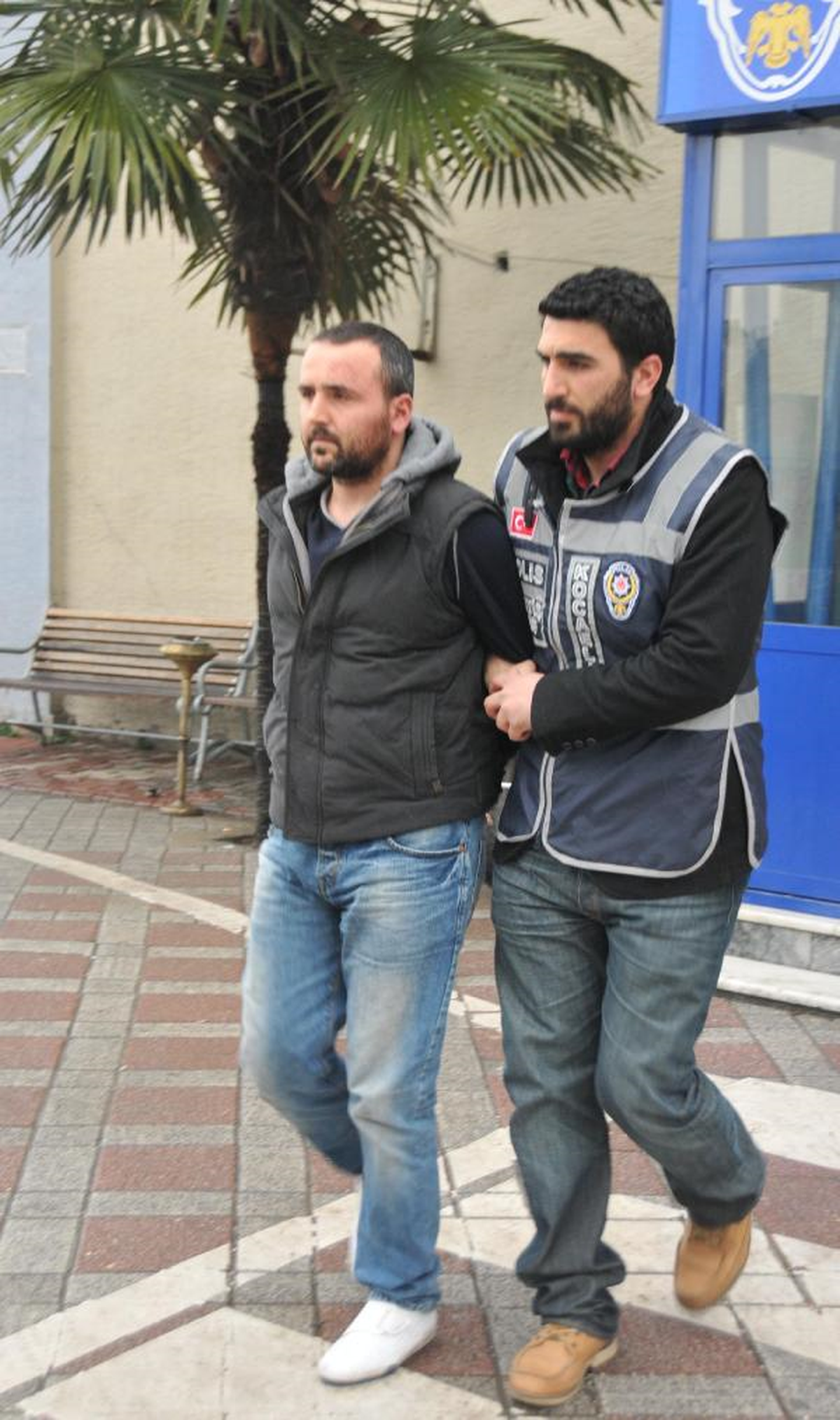 Kırıkkale\'de Polis Yaralayan 3 Hırsızlık Şüphelisi, Kocaeli\'de Yakalandı