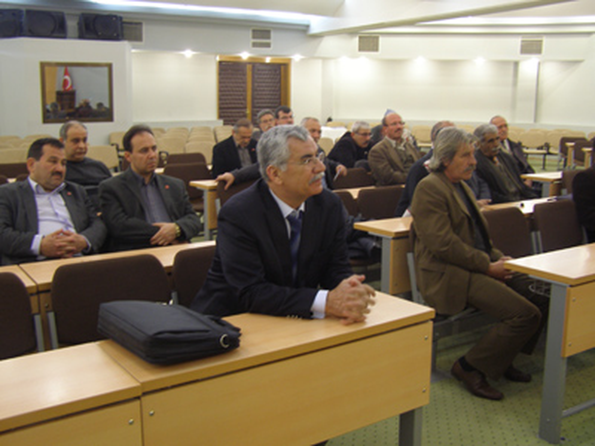 Muhtarlar Meclisi İçin Toplandı