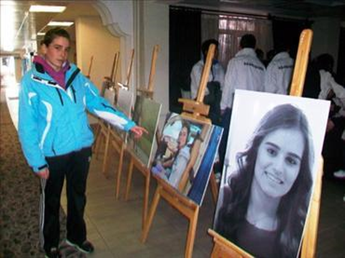 Nemutlu Sergi ile Anıldı