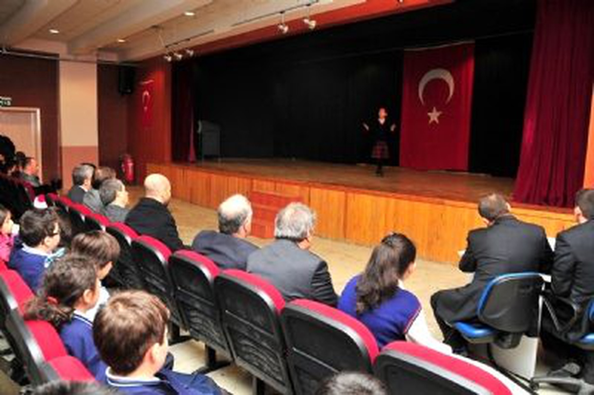 Öğrenciler Hünerlerini İstiklal Marşı İçin Gösterdi
