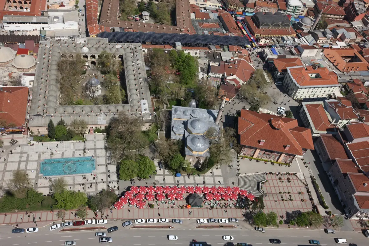 Orhangazi Meydanı Vitrine Çıkıyor