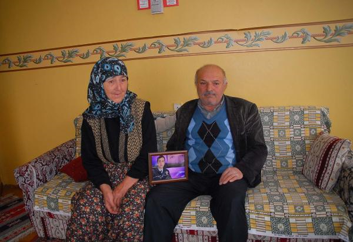 PKK\'nın Kaçırdığı Polisin Ailesi 6 Aydır Endişeyle Bekliyor