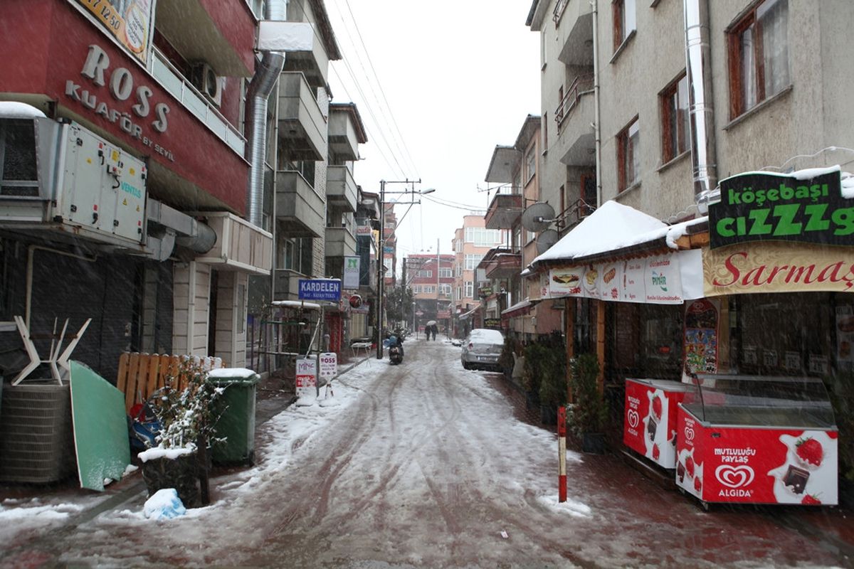 Sakarya Büyükşehir Belediyesi Çark\'ta Çalışmalara Başladı