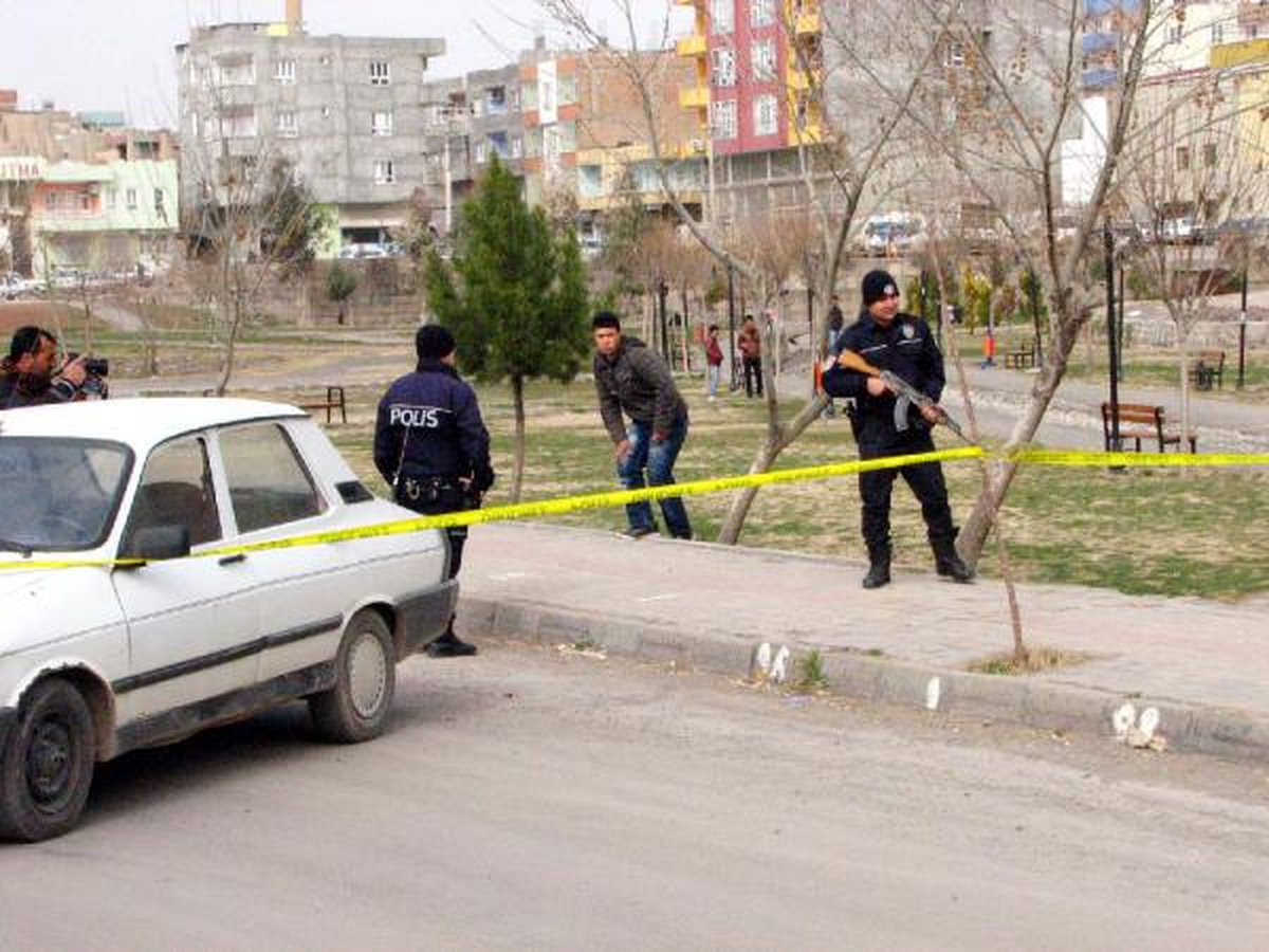 Viranşehir\'de Şüpheli Çanta Paniği