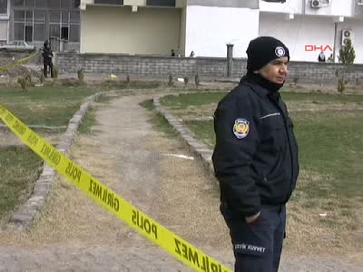 Viranşehir\'de Şüpheli Çanta Paniği