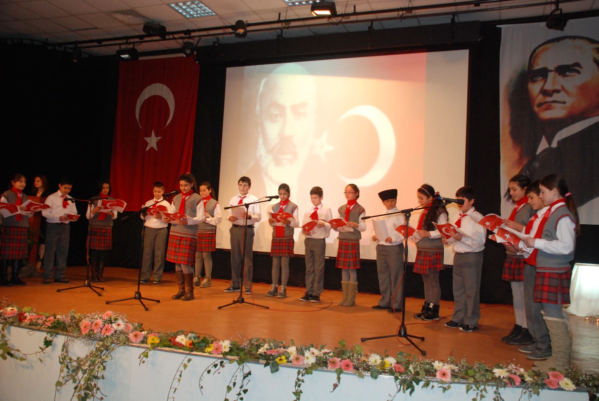 Yalova'da İstiklal Marşı'nın Kabulünün 91. Yıl Dönümü Kutlandı