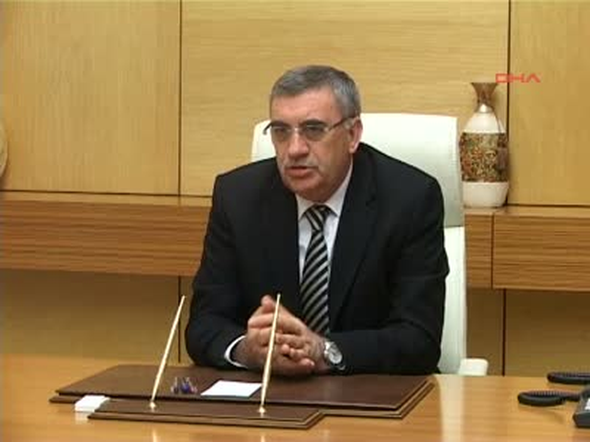 Üstün: "Mültecilere İş İmkanı Sağlanmalı"