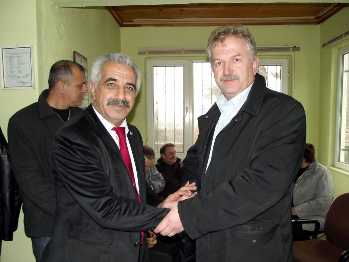Ayvalık MHP\'den Meteorolojiye Ziyaret