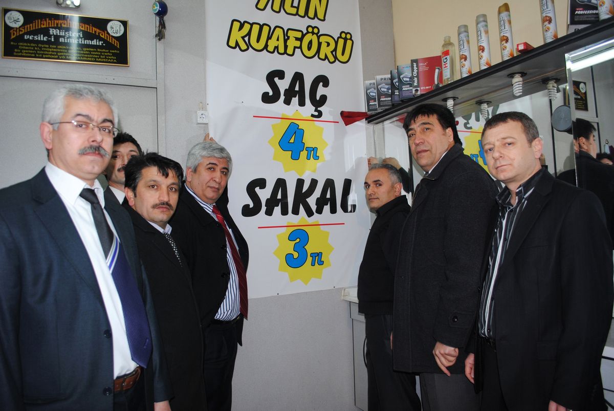 Berberler Yanıltıcı Tabelaları İndirdi