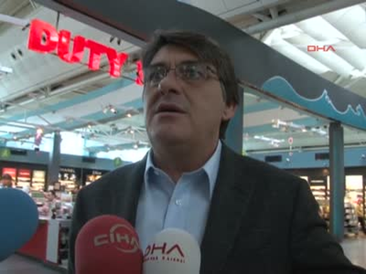 Beşiktaş\'ta Başkan Adayı Olmayacağını Açıklayan Serdal Adalı, Amerika\'ya Gitti