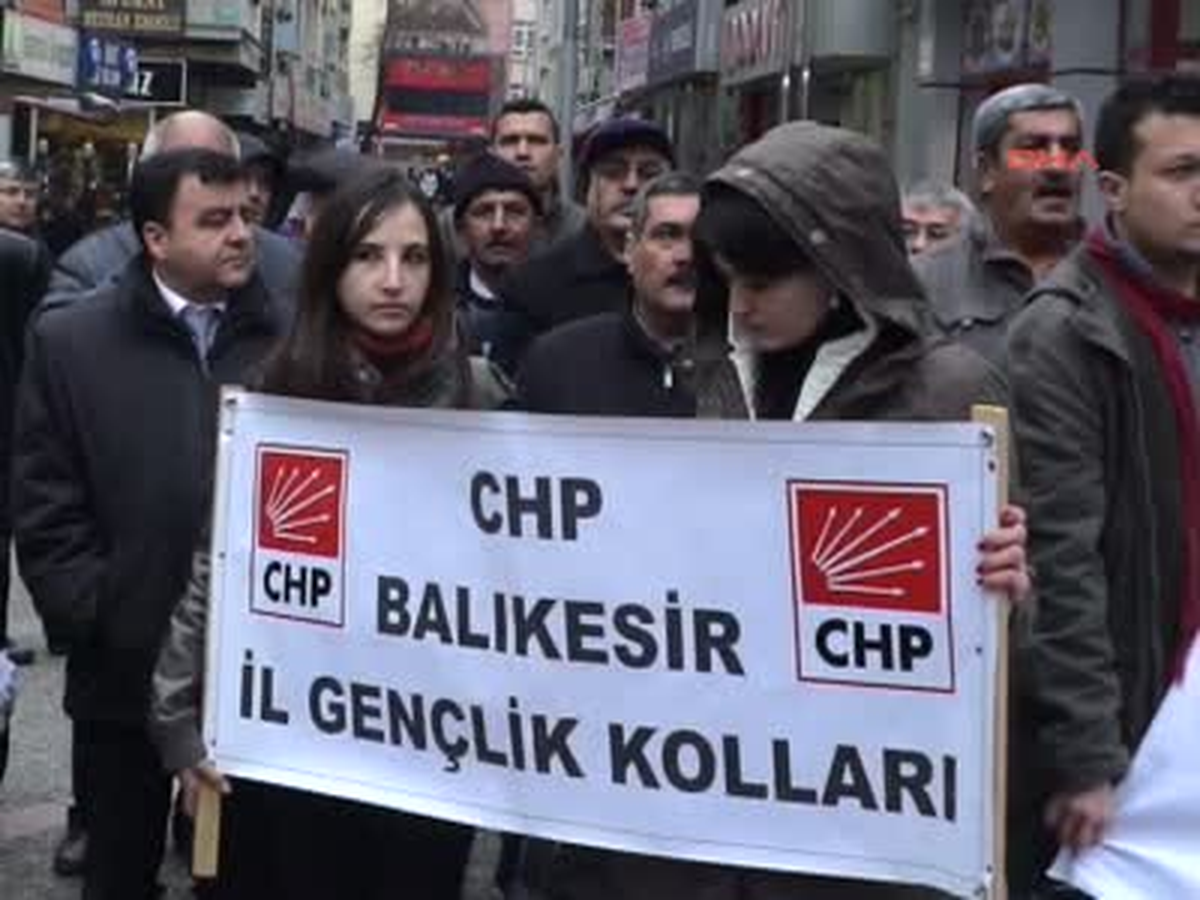 CHP\' Li Gençlerden Madımak Eylemi