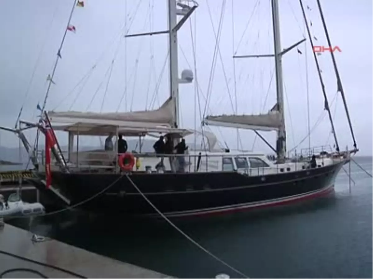 Ege\'nin Lüks Yatı Fransa Yolcusu