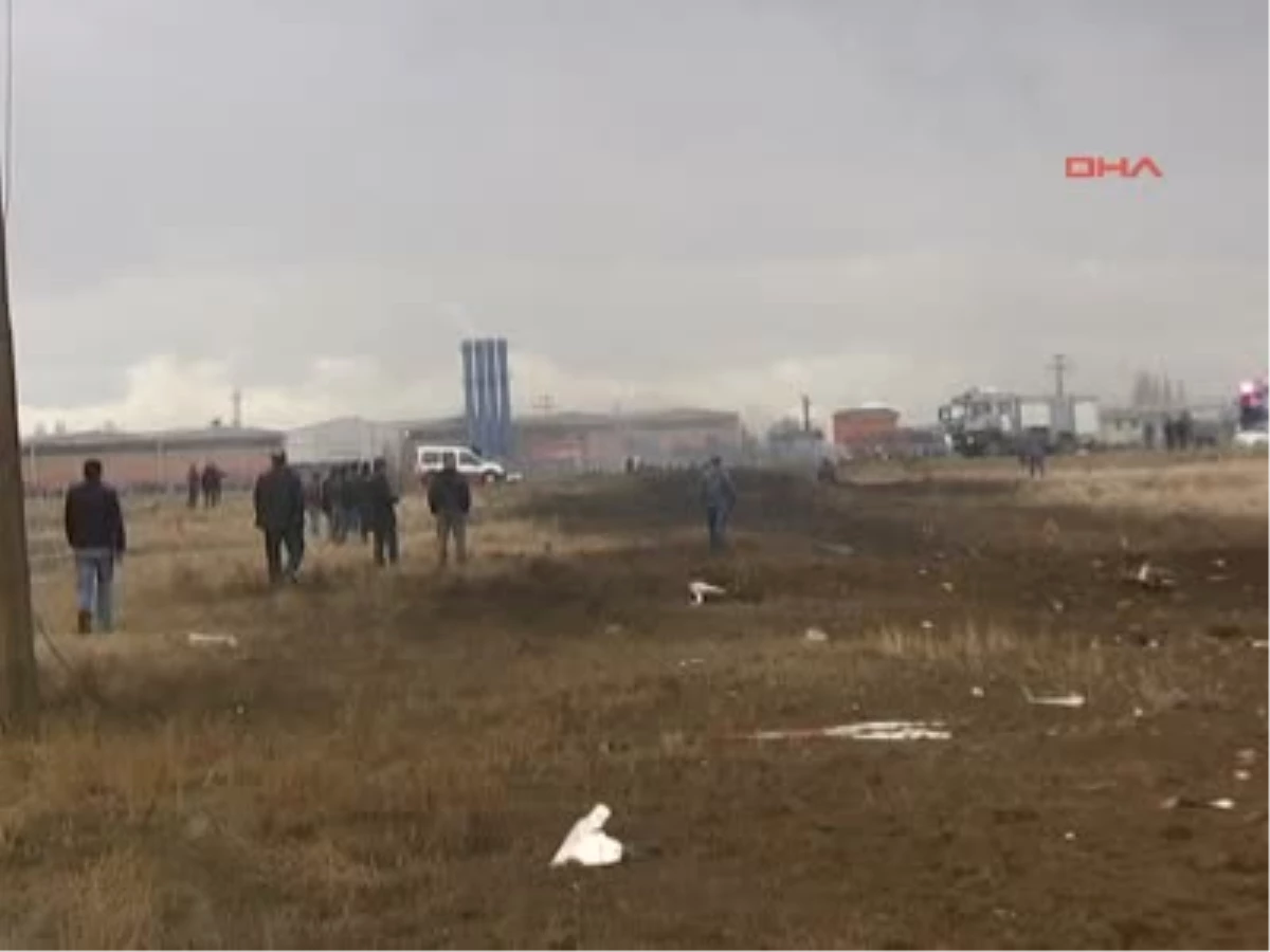 Konya\'da Eğitim Uçağı Düştü: 1 Pilot Şehit Oldu