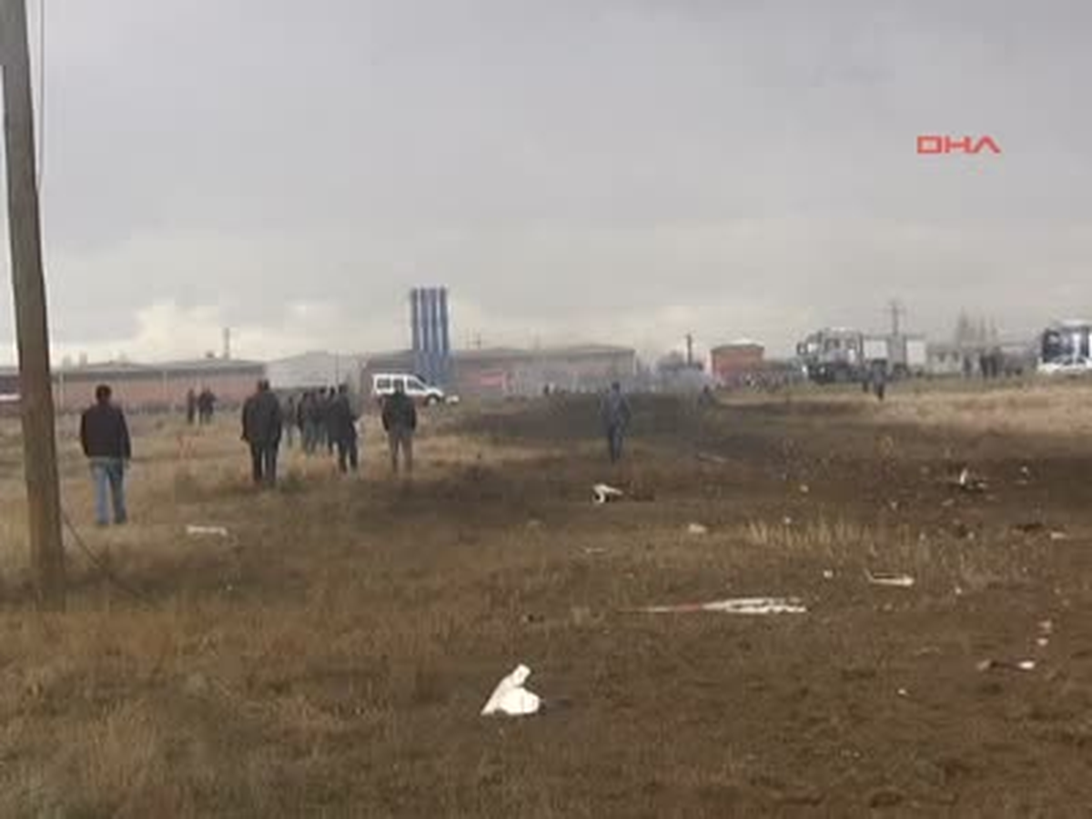 Eğitim Uçağı Düştü: 1 Pilot Şehit Oldu